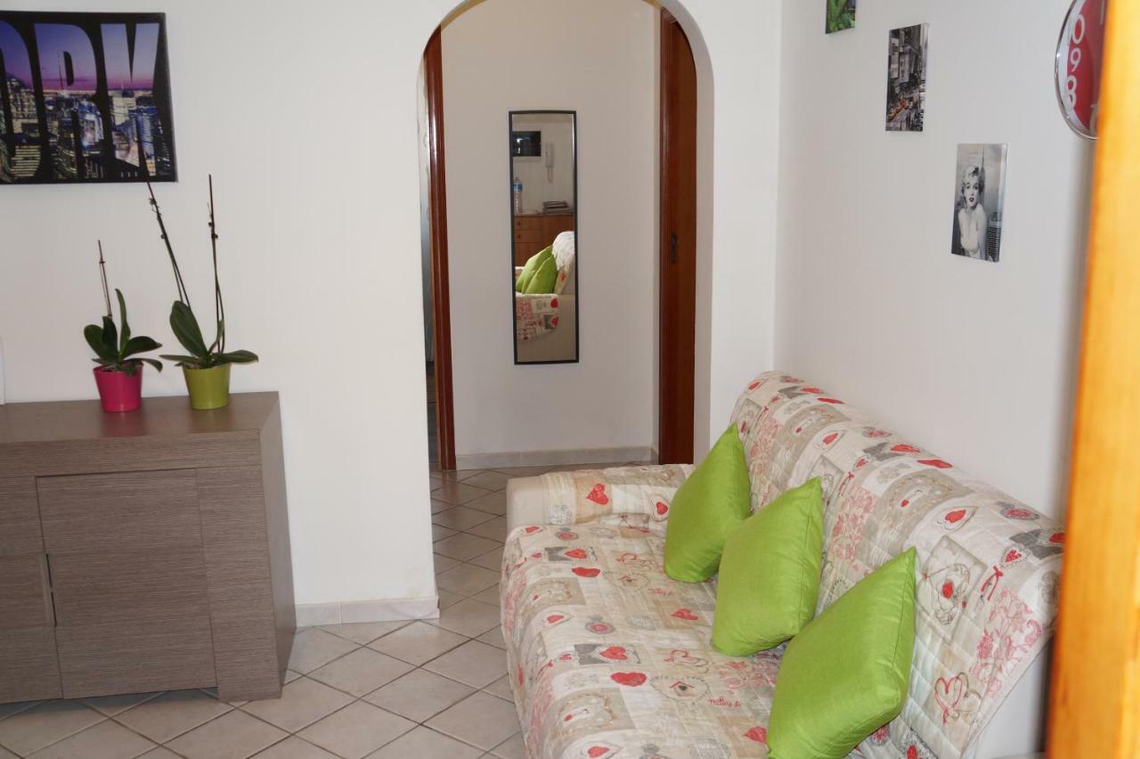 Ana Maria Villa Avola